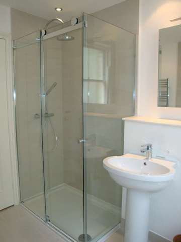  Image of 2 bedroom Flat to rent in Harcourt Terrace London SW10 at Harcourt Terrace  London, SW10 9JR