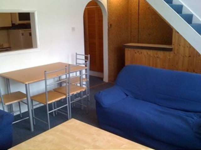  Image of 2 bedroom Flat to rent in Hardwicke Road London N13 at Hardwicke Road  Palmers Green, N13 4SL