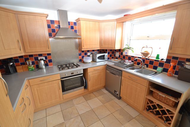  Image of 3 bedroom Detached house to rent in Hart Place Splott Cardiff CF24 at Pengam Green Cardiff Rumney, CF24 2TP