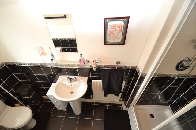  Image of 3 bedroom Detached house to rent in Hart Place Splott Cardiff CF24 at Pengam Green Cardiff Rumney, CF24 2TP