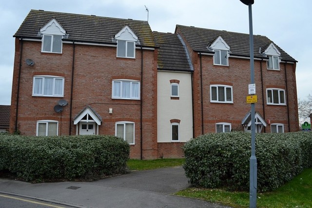  Image of 2 bedroom Flat to rent in Heathfield Park Drive Chadwell Heath Romford RM6 at Heathfield Park Drive  Chadwell Heath, RM6 4FJ