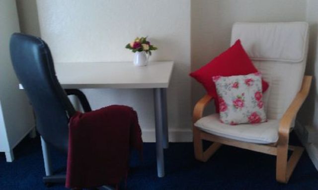  Image of 4 bedroom House Share to rent in Heeley Road Selly Oak Birmingham B29 at Selly Oak West Midlands Selly Oak, B29 6EN