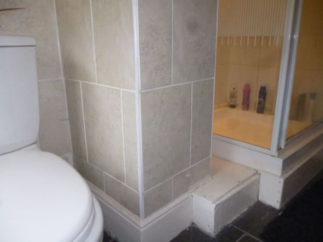  Image of 1 bedroom Flat to rent in Hermon Hill London E11 at Hermon Hill  Wanstead, E11 2AR