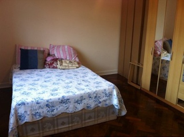  Image of 3 bedroom Flat to rent in Green Lanes London N13 at Hertford Court Green Lanes Palmers Green, N13 4DD