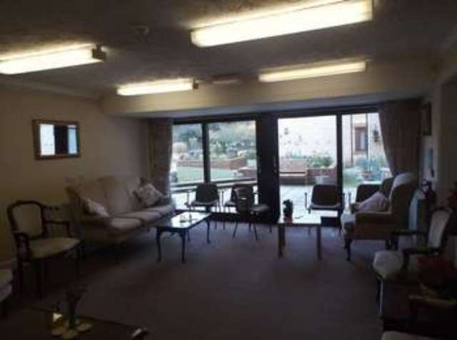  Image of 2 bedroom Flat for sale in Billy Lows Lane Potters Bar EN6 at Billy Lows Lane  Potters Bar, EN6 1XW