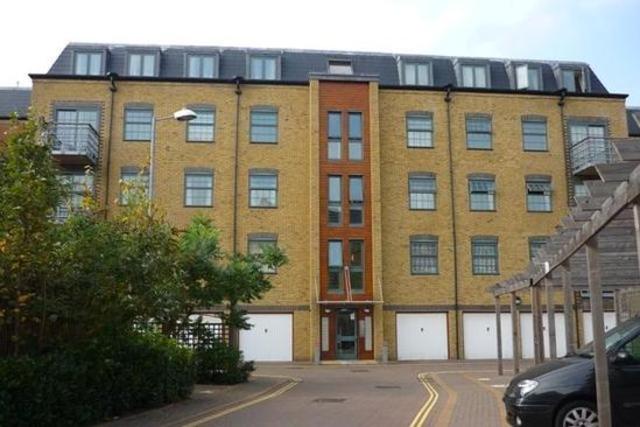  Image of 2 bedroom Apartment to rent in Abbey Road Barking IG11 at Hewitt Quays Abbey Road Barking, IG11 7BU