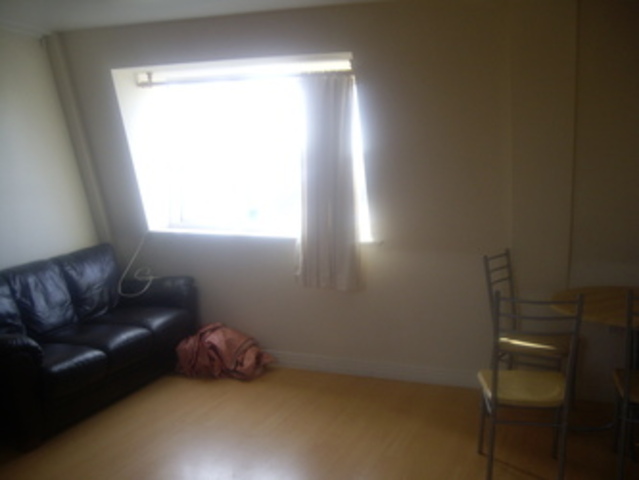  Image of 2 bedroom Flat to rent in Abbey Road Barking IG11 at Hewitts quays  Barking, IG11 7BF