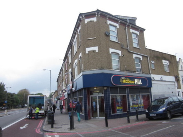  Image of 2 bedroom Flat for sale in High Road London N15 at High Rd  London, N15 6JU