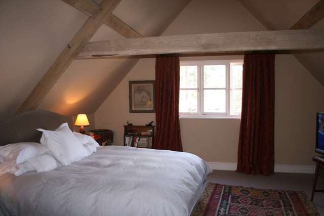  Image of 3 bedroom Maisonette to rent in High Street Bruton BA10 at High Street  Bruton, BA10 0AH