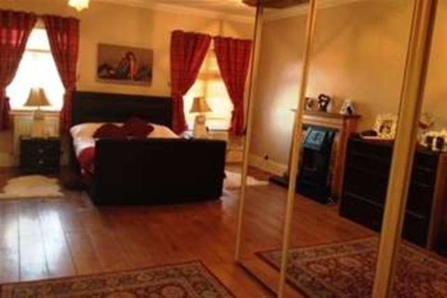  Image of 4 bedroom Detached house to rent in Highfield Road Southampton SO17 at Southampton, SO17 1PJ