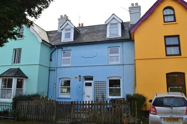  Image of 3 bedroom Terraced house for sale in Highfields Forest Row RH18 at Highfields  Forest Row, RH18 5AJ