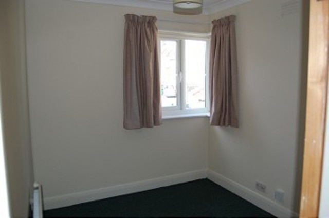  Image of 3 bedroom Semi-Detached house for sale in Highview Gardens Edgware HA8 at Highview Gardens  Edgware, HA8 9UB