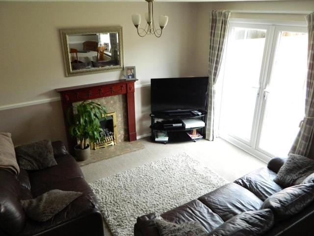  Image of 3 bedroom Semi-Detached house for sale in Hillesden Avenue Elstow Bedford MK42 at Elstow  Bedford, MK42 9YX