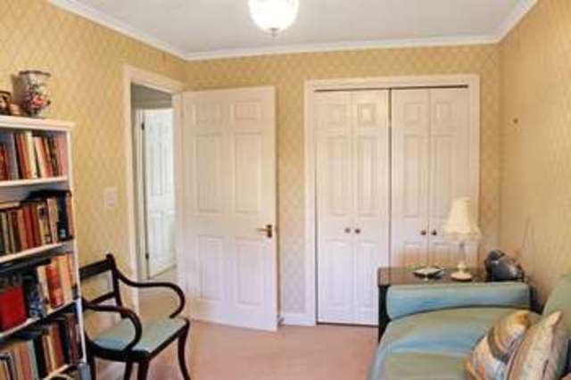  Image of 2 bedroom Retirement Property for sale in Hills Place Horsham RH12 at Horsham, RH12 1XT
