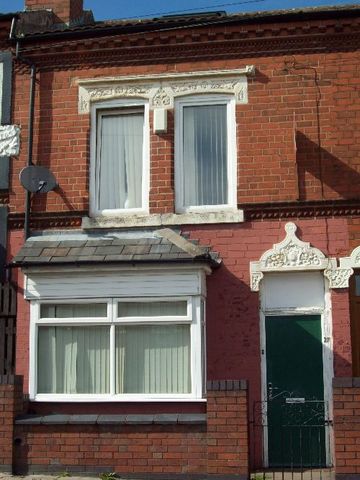  Image of 5 bedroom House Share to rent in Hobson Road Selly Park Birmingham B29 at B29 7QA  Selly Park, B29 7QA
