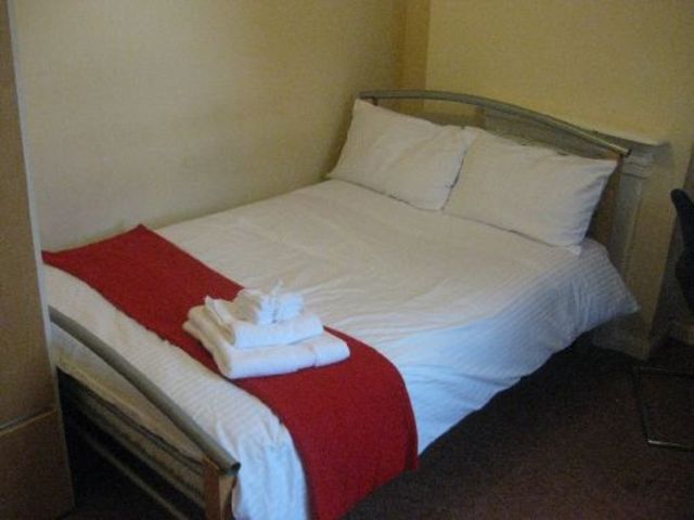  Image of 5 bedroom House Share to rent in Hobson Road Selly Park Birmingham B29 at Selly Park West Midlands Selly Park, B29 7QH
