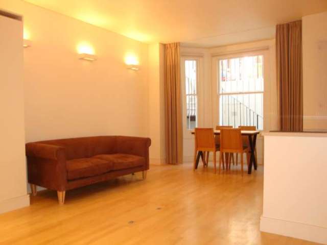  Image of Studio flat to rent in Hogarth Road London SW5 at Hogarth Rd Earls Court London, SW5 0QH