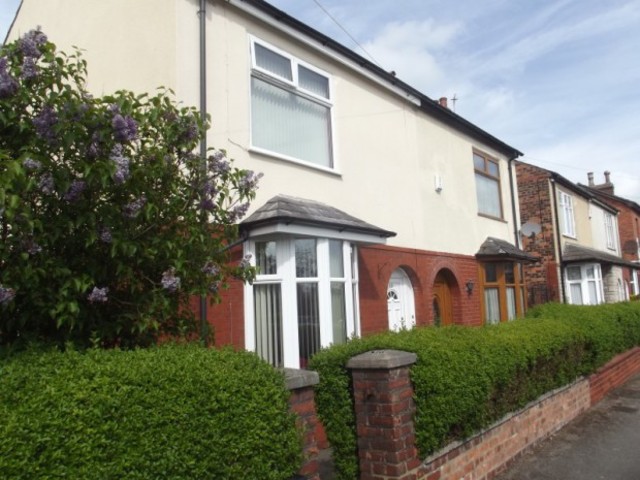  Image of 3 bedroom Terraced house to rent in Holmfield Road Fulwood Preston PR2 at Holmfield Road Fulwood Preston, PR2 8EP