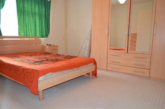  Image of 2 bedroom Detached house to rent in Homestead Paddock London N14 at Homestaed Paddock  Southgate, N14 4AN