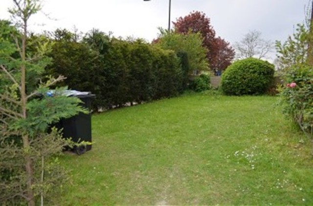  Image of 2 bedroom Detached house to rent in Homestead Paddock London N14 at Homestaed Paddock  Southgate, N14 4AN