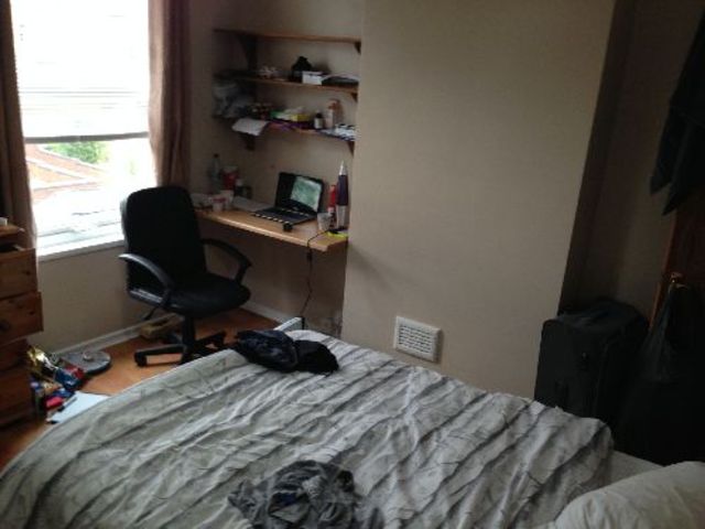  Image of 5 bedroom House Share to rent in Hubert Road Selly Oak Birmingham B29 at Selly Oak West Midlands Selly Oak, B29 6EE