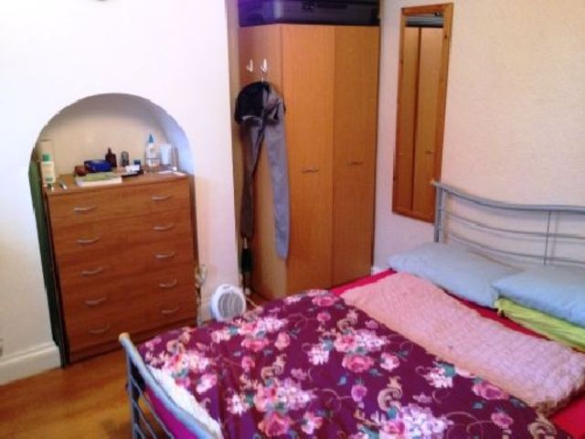  Image of 5 bedroom House Share to rent in Hubert Road Selly Oak Birmingham B29 at Selly Oak West Midlands Selly Oak, B29 6EE
