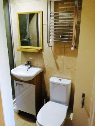  Image of 6 bedroom House Share to rent in Hubert Road Selly Oak Birmingham B29 at Selly Oak West Midlands Selly Oak, B29 6ES