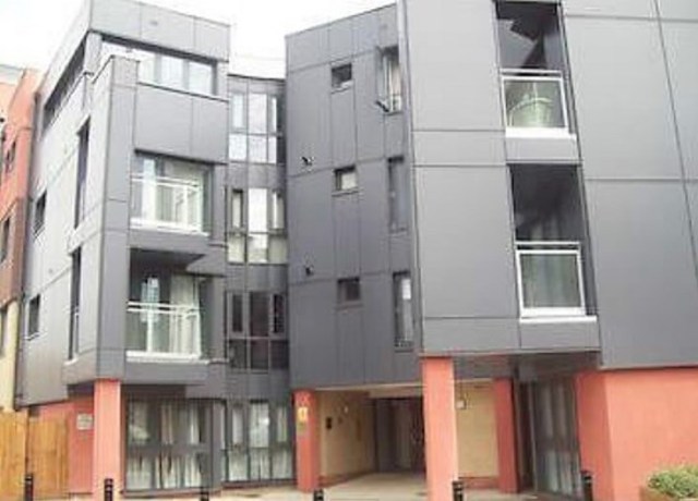  Image of 2 bedroom Apartment to rent in Bramley Crescent Ilford IG2 at INVITO HOUSE FRINTON MEWS GANTS HILL, IG2 6NU