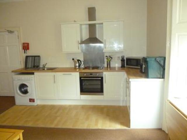  Image of 4 bedroom Flat to rent in Irvine Place Stirling FK8 at Stirling  Stirling, FK8 1BZ