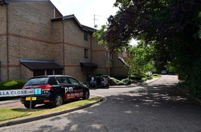  Image of 1 bedroom Flat to rent in Isabella Close London N14 at Isabella Close  Southgate, N14 5QQ