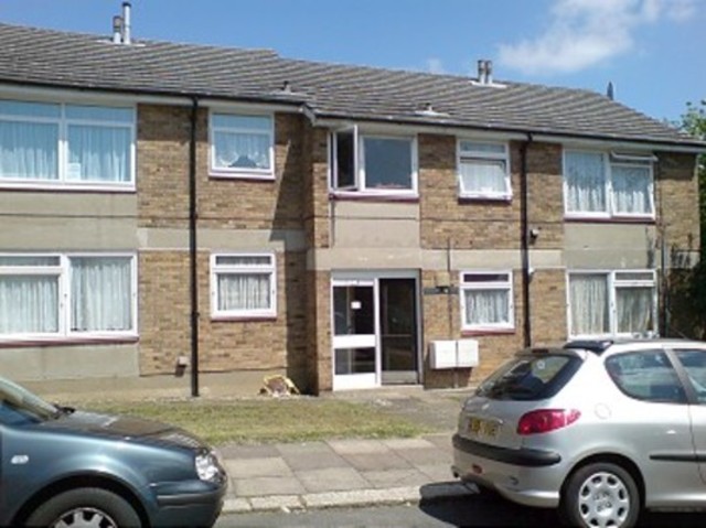  Image of 1 bedroom Flat to rent in Ivy Road London N14 at Ivy Road  Southgate, N14 4LL