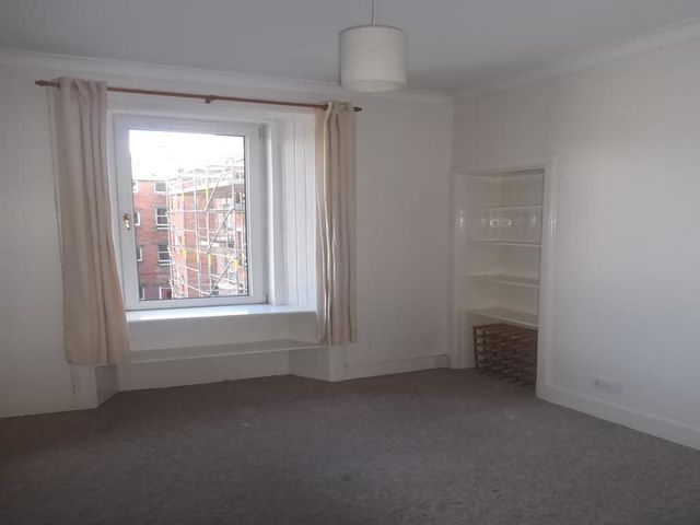  Image of 2 bedroom Flat to rent in James Street Perth PH2 at Perth Perthshire Perthshire, PH2 8LZ