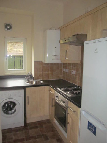  Image of 2 bedroom Flat to rent in Janefield Place Dundee DD4 at Baxter Park Dundee Dundee, DD4 7AD