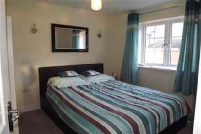  Image of 1 bedroom Flat to rent in All Saints Road Burton-on-Trent DE14 at Burton-on-Trent, DE14 3LT