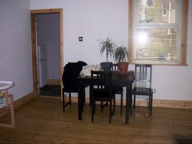  Image of Flat to rent in Junction Road London N9 at Junction Road  Edmonton, N9 7JU