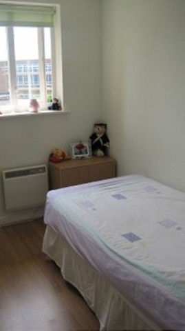  Image of 2 bedroom Flat to rent in Grove Road Chadwell Heath Romford RM6 at Juniper Court  Chadwell Heath, RM6 4PQ