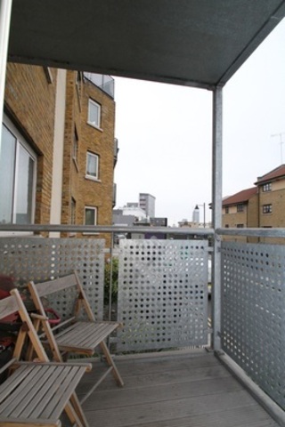  Image of 2 bedroom Apartment to rent in Pancras Way London E3 at Katherine Bell Tower  London, E3 2RD