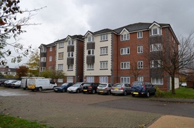  Image of 1 bedroom Flat to rent in Keats Close Scotland Green Road Ponders End Enfield EN3 at Keats Close  Enfield, EN3 4SF