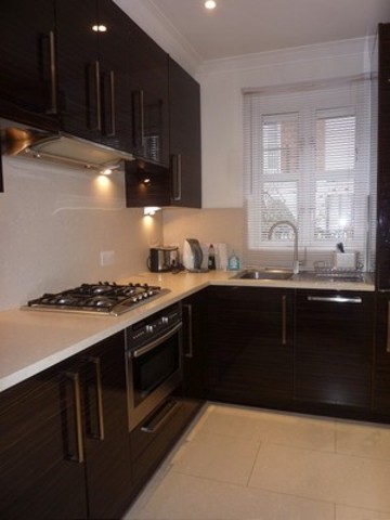  Image of 1 bedroom Ground Flat to rent in St. Marys Gate London W8 at Kensington Garden Walnut Court Kensington, London, W8 5UB
