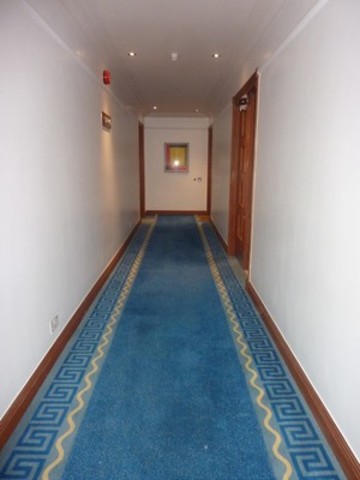  Image of 1 bedroom Ground Flat to rent in St. Marys Gate London W8 at Kensington Garden Walnut Court Kensington, London, W8 5UB