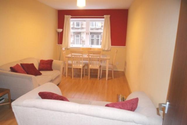  Image of 1 bedroom Flat to rent in Kent Road Glasgow G3 at Charing Cross Glasgow Glasgow, G3 7BL
