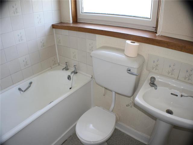  Image of 1 bedroom Flat to rent in Kildare Drive Lanark ML11 at Lanark South Lanarkshire South Lanarkshire, ML11 7AQ
