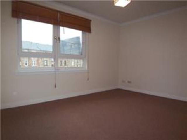 Image of 2 bedroom Flat to rent in Kilnside Road Paisley PA1 at Paisley Renfrewshire Renfrewshire, PA1 1SJ