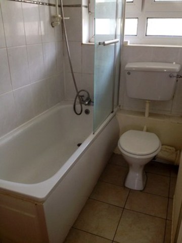  Image of 1 bedroom Flat to rent in Galbraith Street London E14 at KIMBERLEY HOUSE GALBRAITH STREET ISLE OF DOGS, E14 3LS