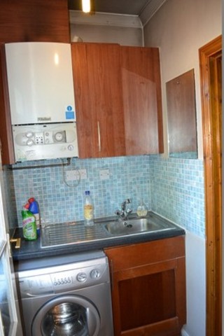  Image of 4 bedroom Terraced house to rent in Kinfauns Road Goodmayes Ilford IG3 at Kinfauns Road  Goodmayes, IG3 9QH
