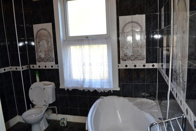  Image of 4 bedroom Terraced house to rent in Kinfauns Road Goodmayes Ilford IG3 at Kinfauns Road  Goodmayes, IG3 9QH