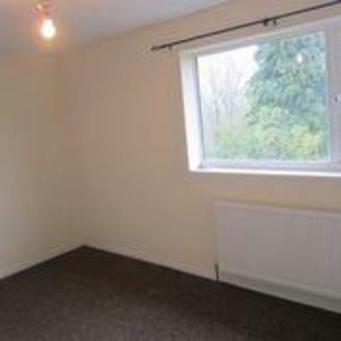  Image of 3 bedroom Semi-Detached house to rent in King George Avenue Horsforth Leeds LS18 at King George Avenue Horsforth Horsforth, LS18 5ND