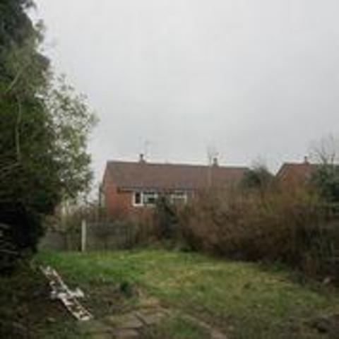  Image of 3 bedroom Semi-Detached house to rent in King George Avenue Horsforth Leeds LS18 at King George Avenue Horsforth Horsforth, LS18 5ND