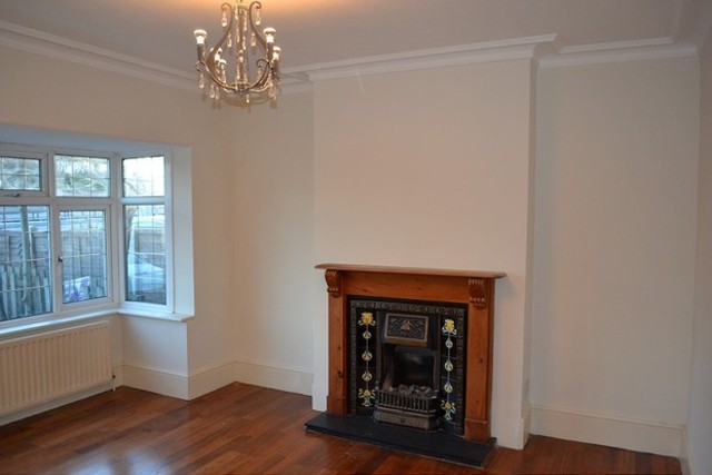  Image of 3 bedroom Detached house to rent in Kingfisher Avenue London E11 at Kingfisher Avenue  Wanstead, E11 2HT
