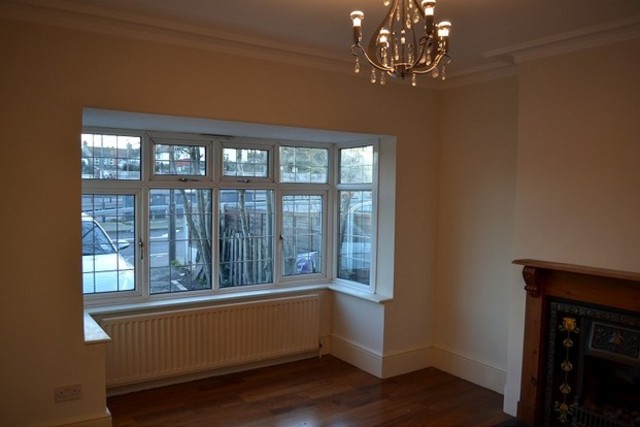  Image of 3 bedroom Detached house to rent in Kingfisher Avenue London E11 at Kingfisher Avenue  Wanstead, E11 2HT